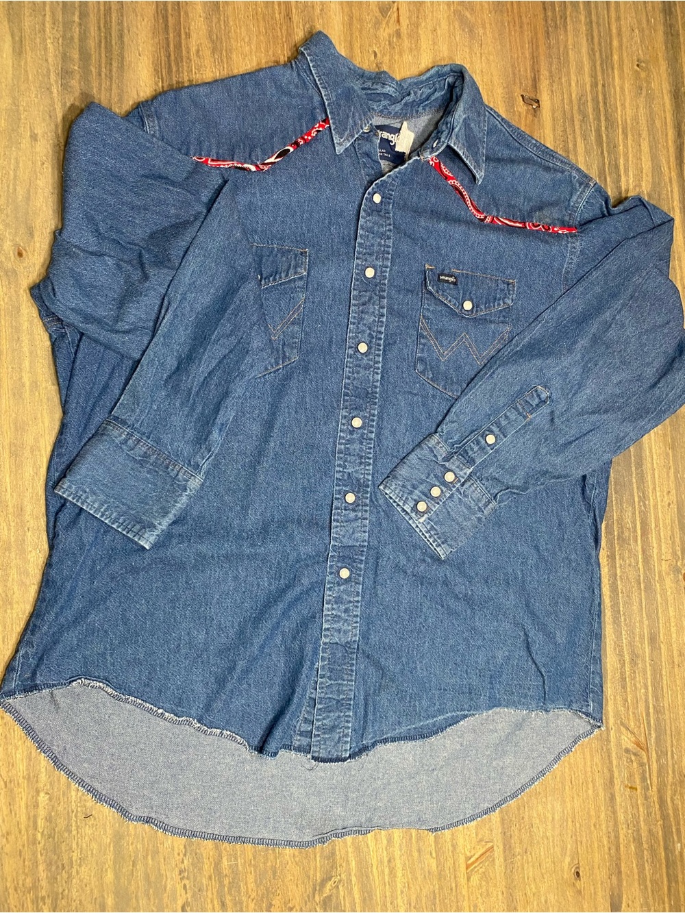 Wrangler Blue Denim Shirt with Red Bandana Accent